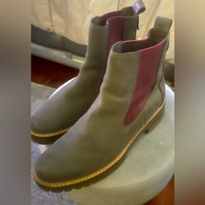 Olive Green and Brown Women’s Timberland Boots . Size 10 Barley Worn .